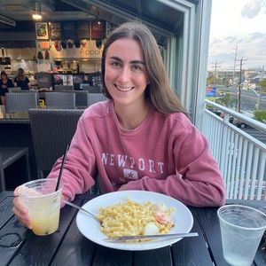 Meet your Posher, Veronica